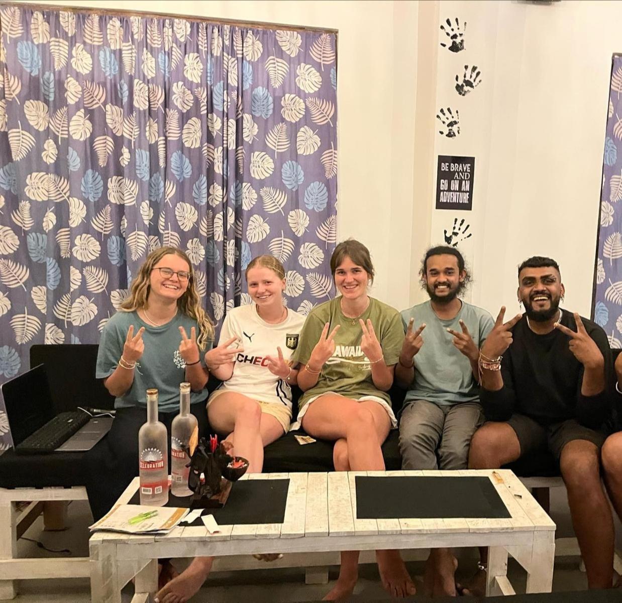 הוסטל אלה Bed & Baggage מראה חיצוני תמונה